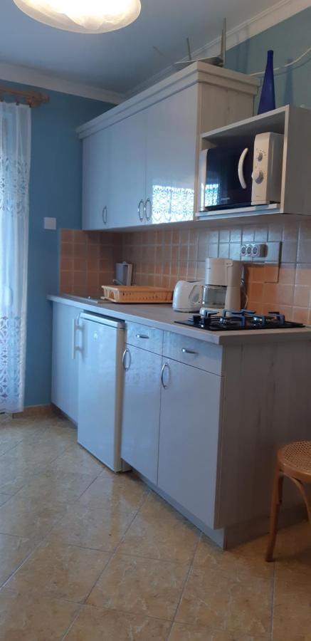 Antal Apartmanok ซาลาคาโรส ภายนอก รูปภาพ