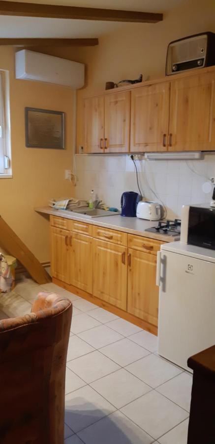 Antal Apartmanok ซาลาคาโรส ภายนอก รูปภาพ