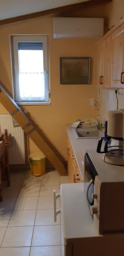 Antal Apartmanok ซาลาคาโรส ภายนอก รูปภาพ